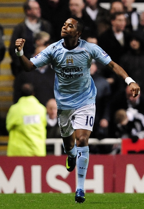 记者：迈阿密支付1700万美元买断德保罗，他占用指定球员名额（记者：迈阿密花1700万美元买断德保罗，将其列为指定球员）