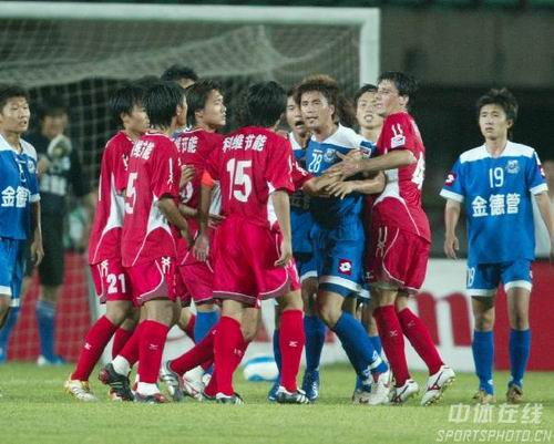 贝尔戈米：看看那不勒斯有多少人缺阵，如今他们比上赛季更强（贝尔戈米：尽管伤缺众多，如今的那不勒斯比上赛季更强）