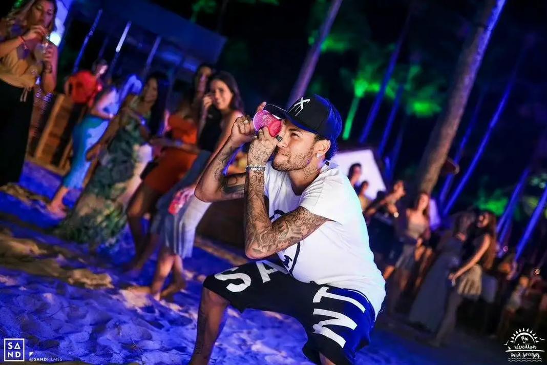 FC26足球庆典队长：金搓姆巴佩领衔，C罗、凯恩、范戴克在列（FC26庆典队长阵容：金搓姆巴佩领衔，C罗、凯恩、范戴克入选）