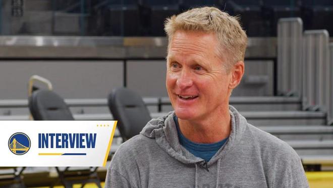 当选对阵巴黎全场最佳，诺伊尔社媒庆祝胜利：团队👊（诺伊尔对阵巴黎当选全场最佳，社媒庆胜发声：团队👊）