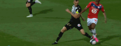 有点尴尬！悉尼FC男女足同日先后输球，共丢9球进0球（同日皆败：悉尼FC男女足先后落败，零进球共失9球）